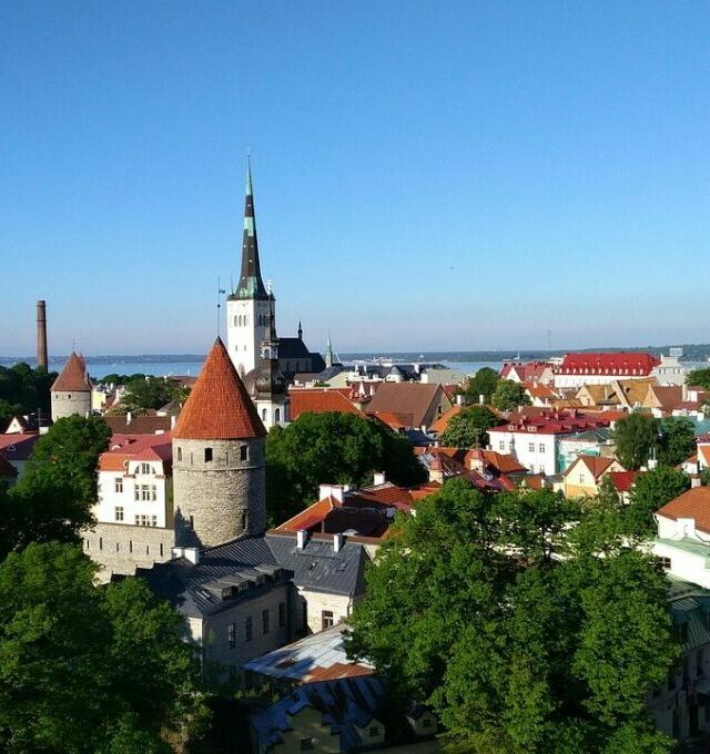 Estija: Jegalos krioklys ir senasis Talinas