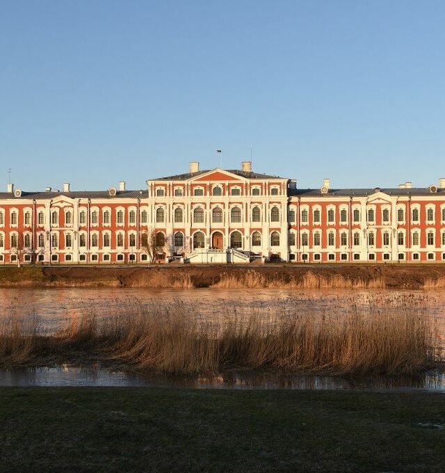 KOLEKTYVAMS EKSKURSIJOS LATVIJOJE  - mūsų siūlomi maršrutai
