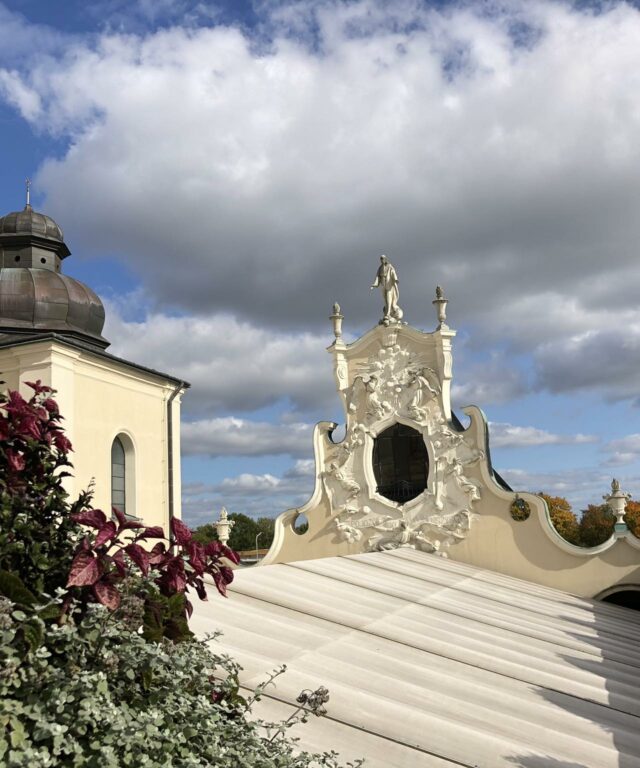 KOLEKTYVAMS Po Čekijos Moraviją - Macochos požeminiai urvai ir pilys