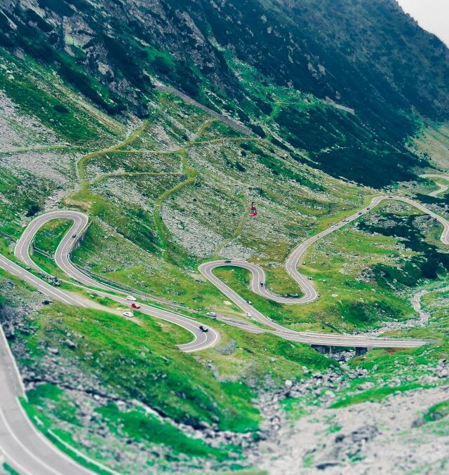 KOLEKTYVAMS Kerinti Rumunija