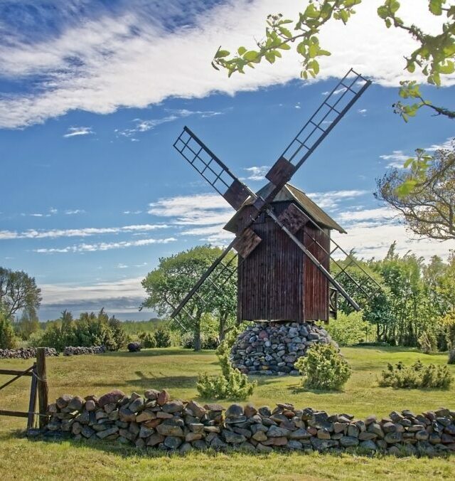 Į šiaurietiško grožio Saremos salą