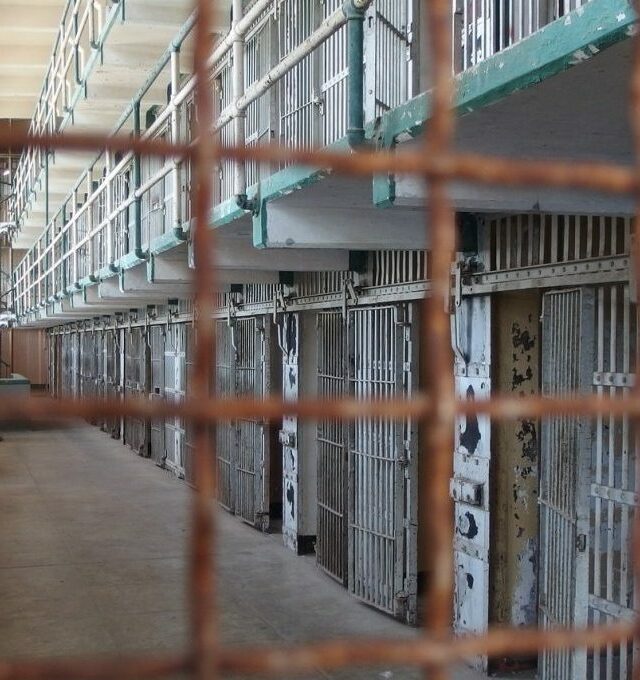 Vilniaus požemių ir Lukiškių kalėjimo legendos