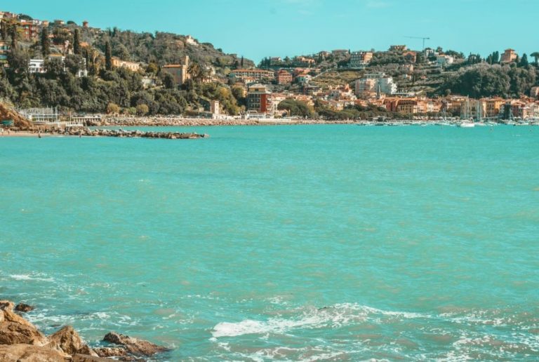 KOLEKTYVAMS Šiaurinės Italijos perlai: San Marinas ir poilsis prie Ligūrijos jūros