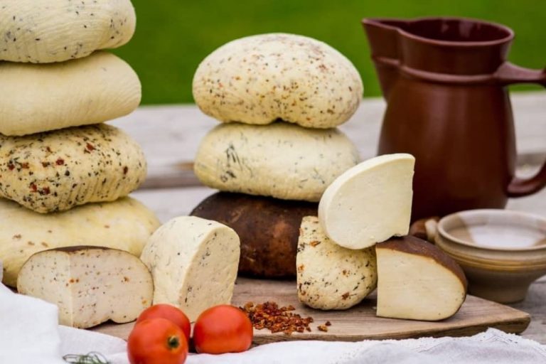 KOLEKTYVAMS Gurmaniška Latvija