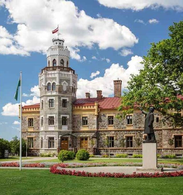 Viduramžių pilių keliu į Latvijos Šveicariją - Siguldą