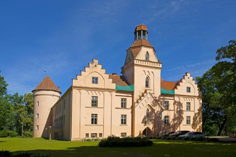 Edolės pilis, Riežupės urvai ir Kuldyga