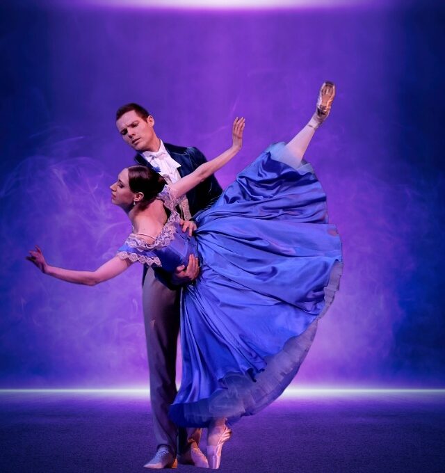 Moters diena Rygoje ir baletas "Žydrasis Dunojus"