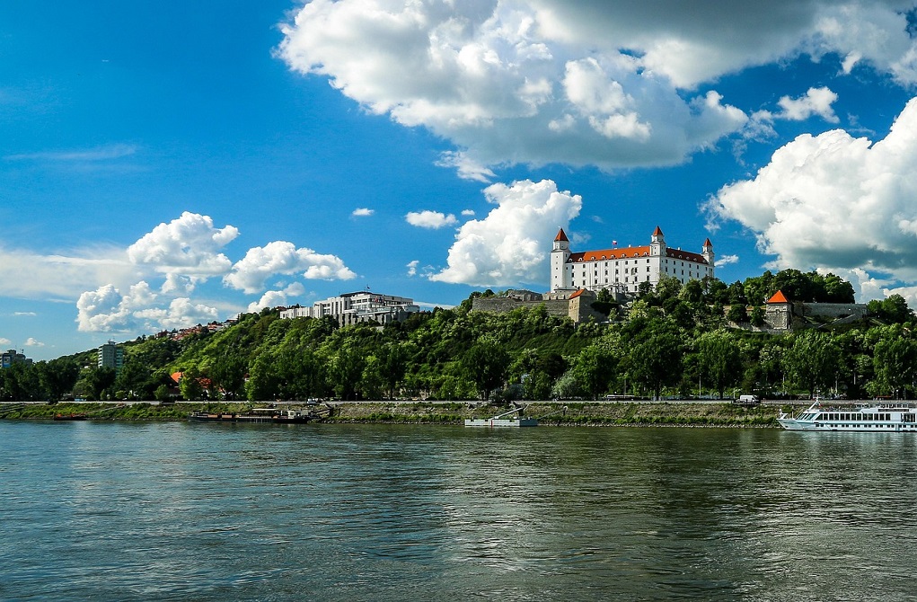 Spindinčios sostinės: Bratislava ir Viena