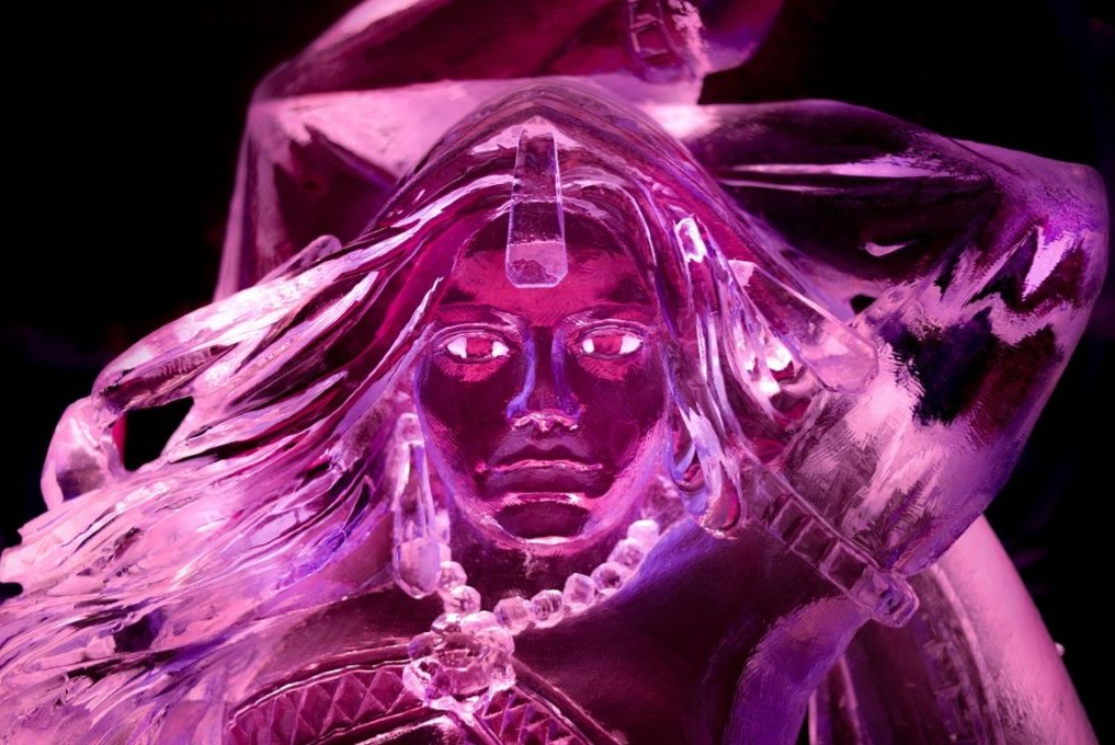 Ledo skulptūros Jelgavoje ir šaltalankių pasaka