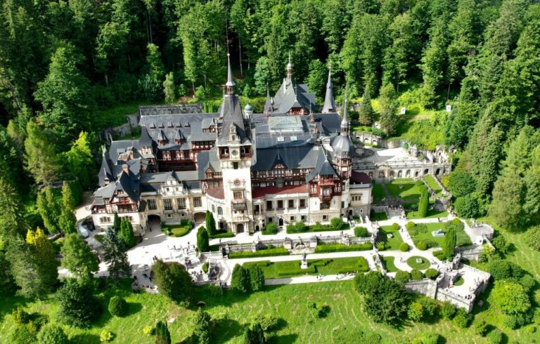 Kalnuotoji Rumunija  - grafo Drakulos šalis